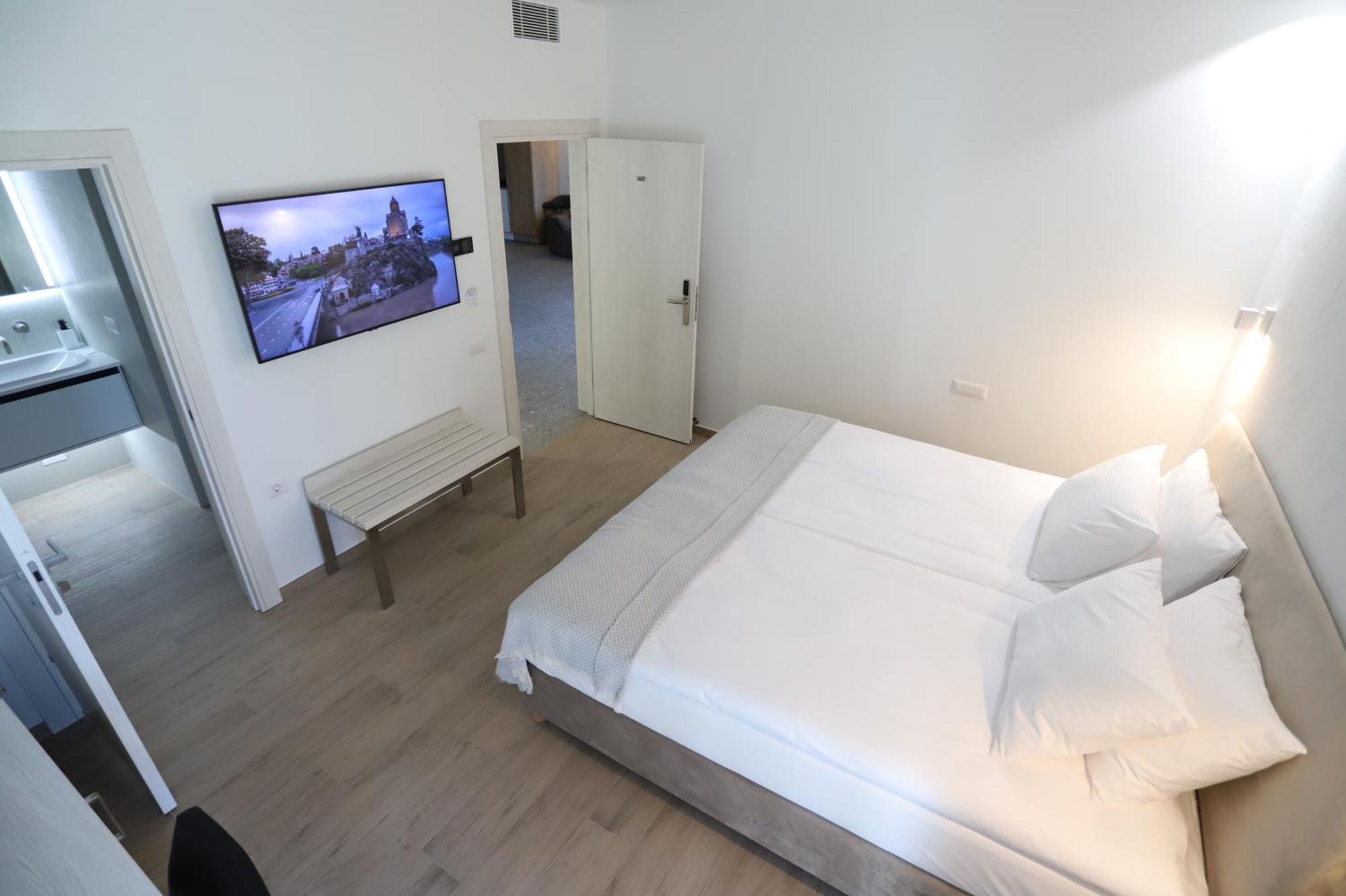 Plein Air & Apartment Vatra